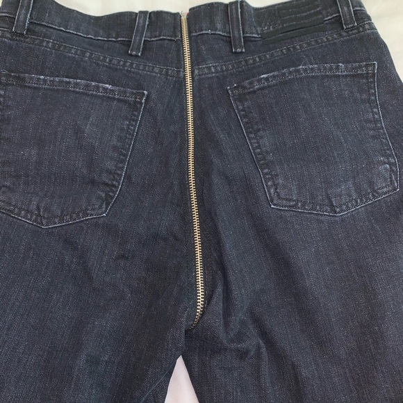 REVICE BLACK YING YANG CROP JEANS - Picture 5 of 9